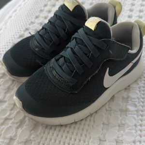 Nike Kids Dark Green and White Sneakers